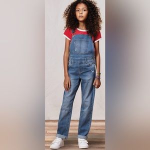 LEVIS Girlfriend overalls. Size 12 girls.‎